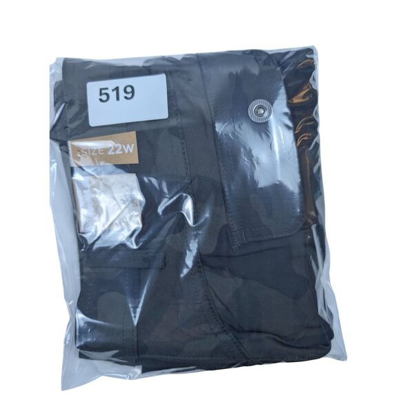 Prana Shorts Womens 22W Charcoal Camo Halle Short Plus II NWT - Picture 6 of 6